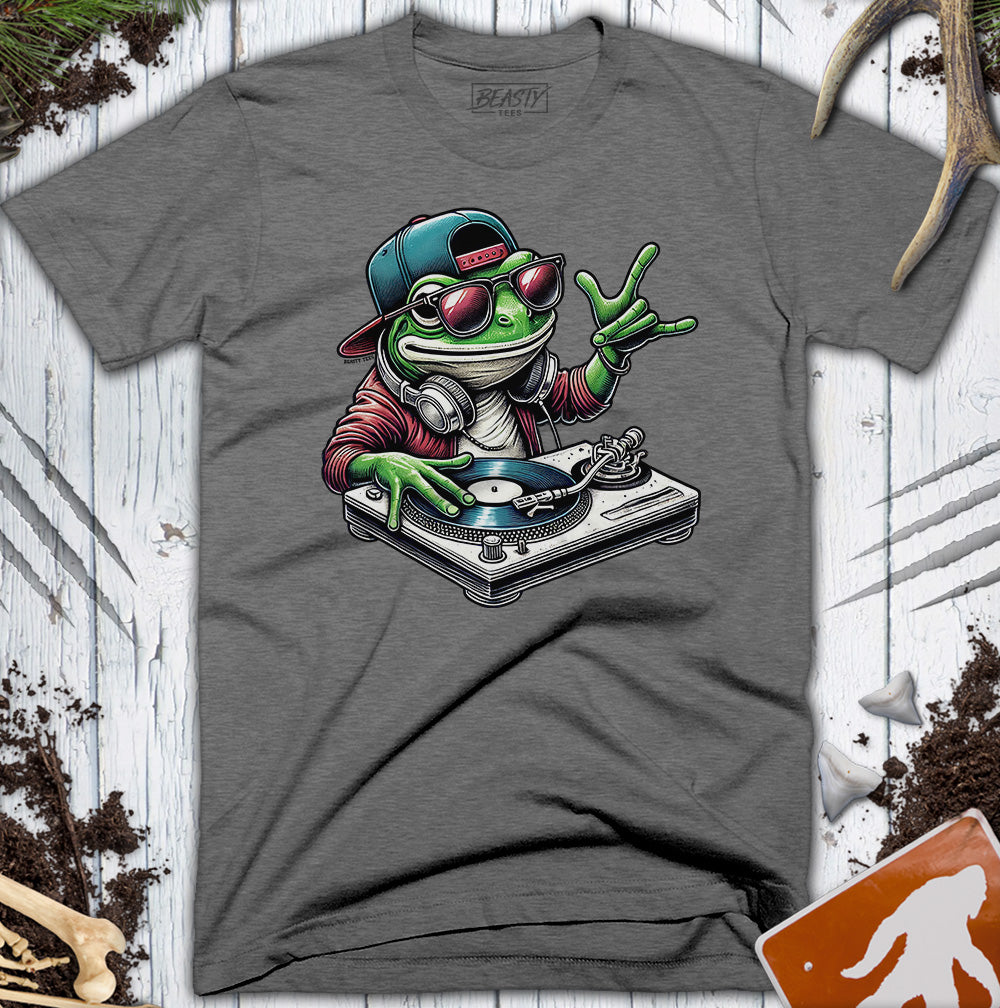 DJ Frog Turntable T-Shirt
